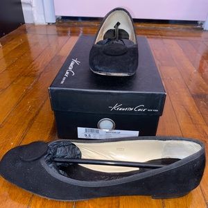 Kenneth Cole Black Suede Flats